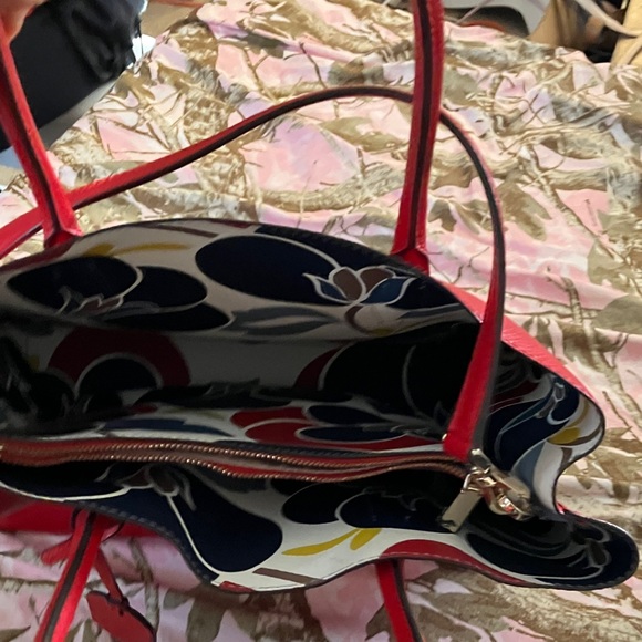 Kate spade ♠️ Red Pebbled Leather Tote with Top Handles - Picture 7 of 9